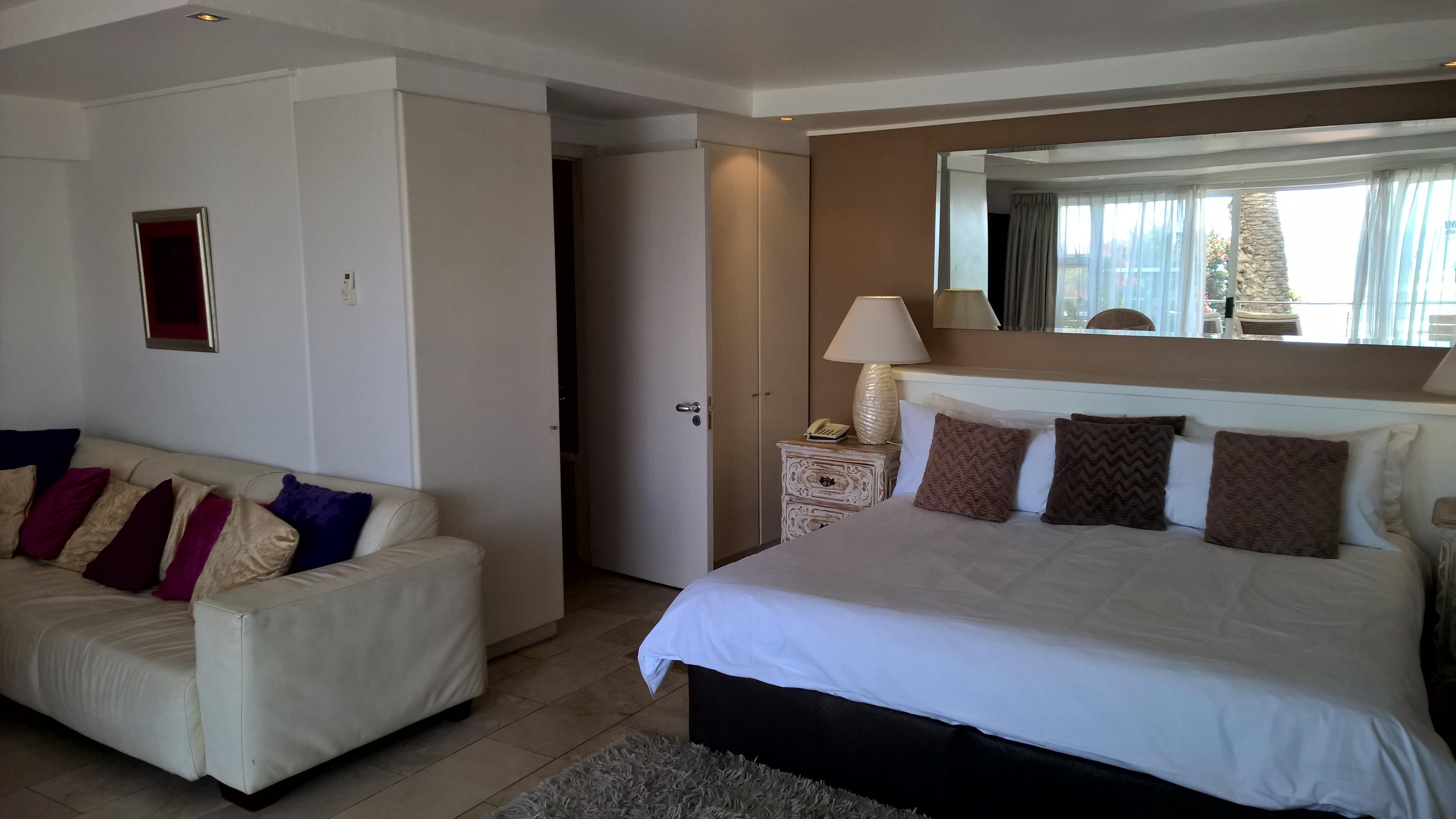 קייפטאון Sea Castle Hotel Camps Bay מראה חיצוני תמונה