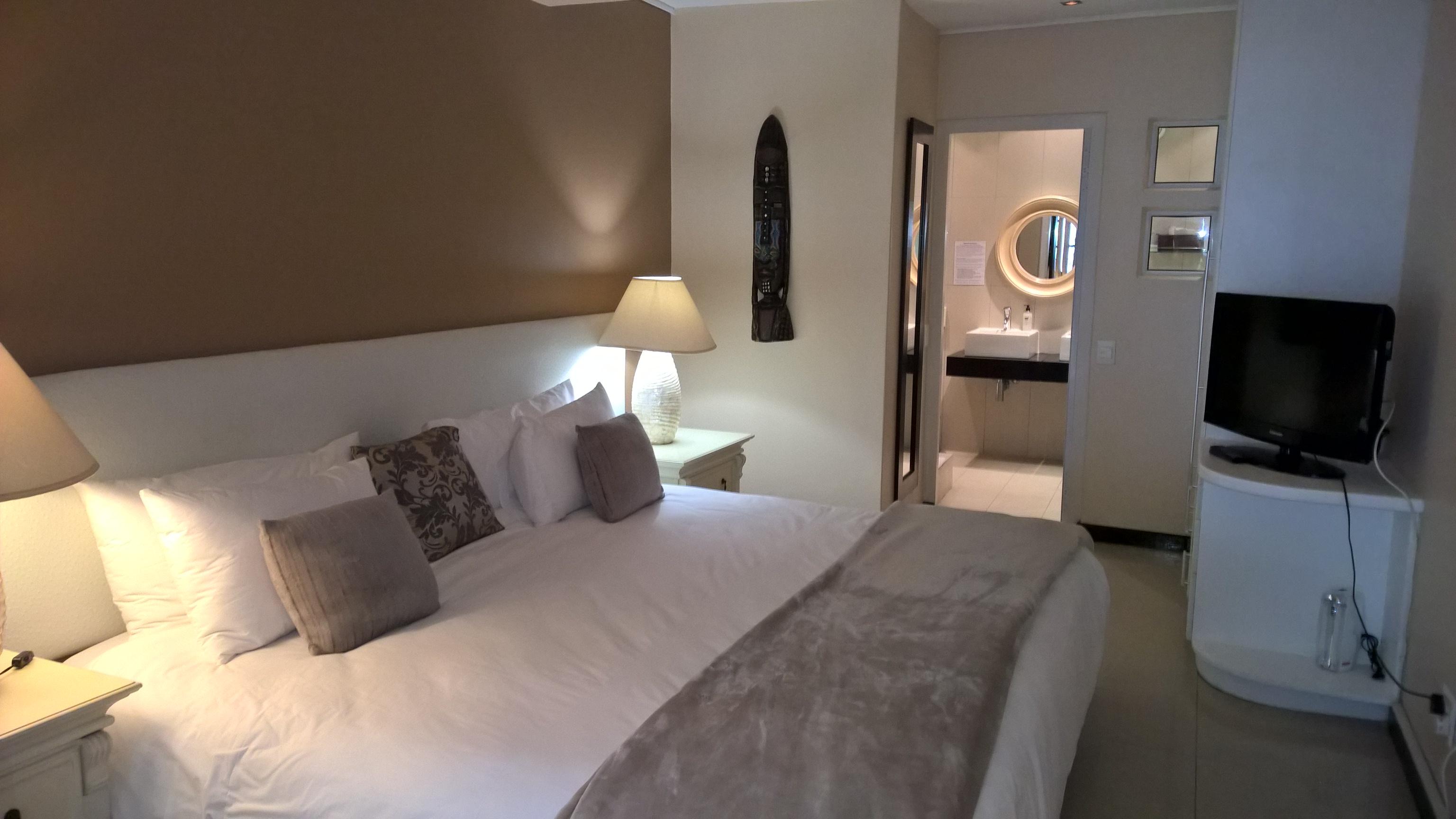 קייפטאון Sea Castle Hotel Camps Bay מראה חיצוני תמונה