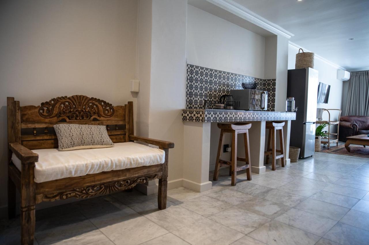קייפטאון Sea Castle Hotel Camps Bay מראה חיצוני תמונה
