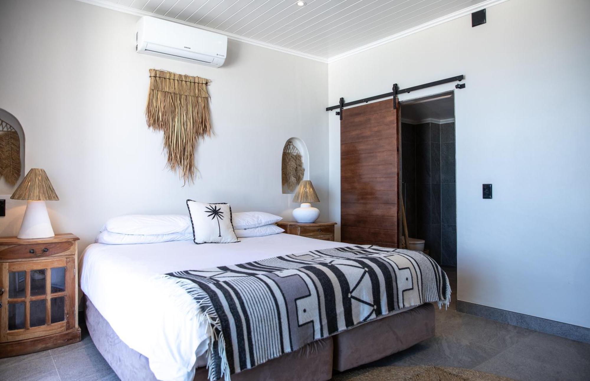 קייפטאון Sea Castle Hotel Camps Bay מראה חיצוני תמונה